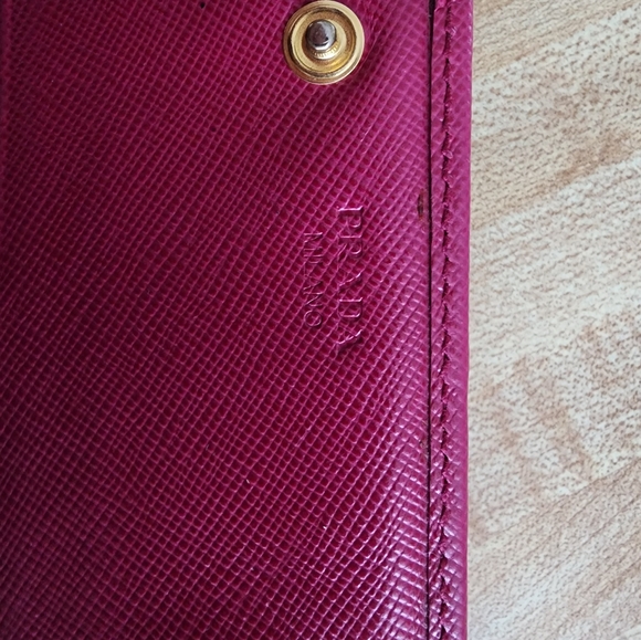 PINK/FUSIA WALLET 💖 - Picture 9 of 11
